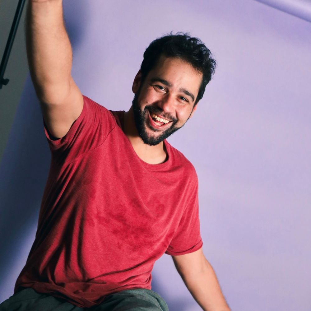 Niku Dhillon
